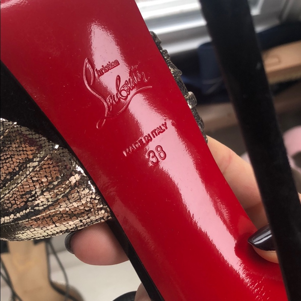 Christian Louboutin Ionescadiva Knot Platform Pump - Picture 6 of 6